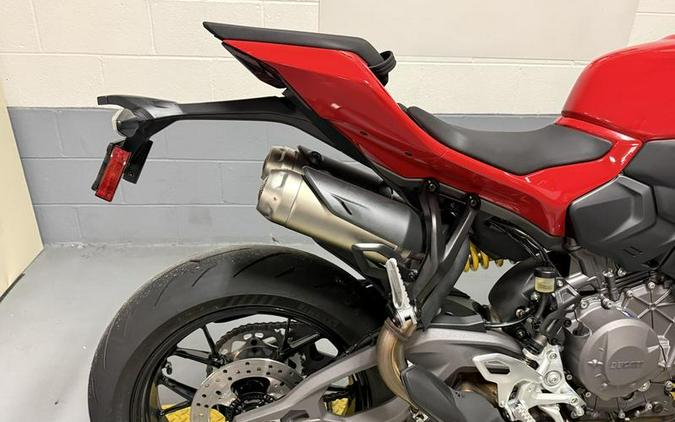 2026 Ducati Streetfighter V2