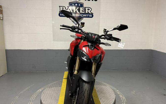 2026 Ducati Streetfighter V2