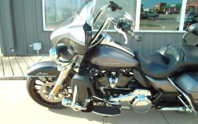 2017 Harley-Davidson® FLHTKL - Ultra Limited Low