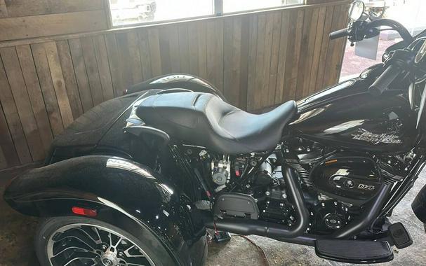 2023 Harley-Davidson FLTRT Road Glide 3