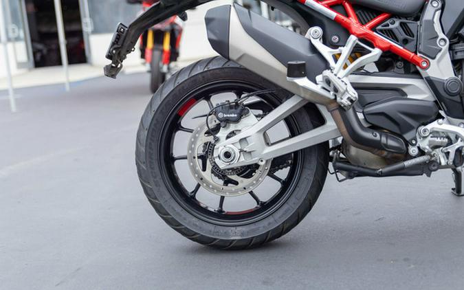 2022 Ducati Multistrada V4S Ducati Red / Alloy Wheels