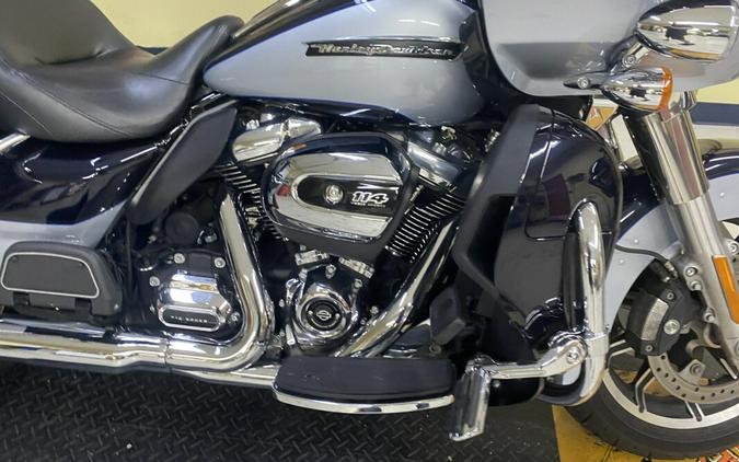 2019 Harley-Davidson Road Glide Ultra Midnight Blue/Barracuda Silver