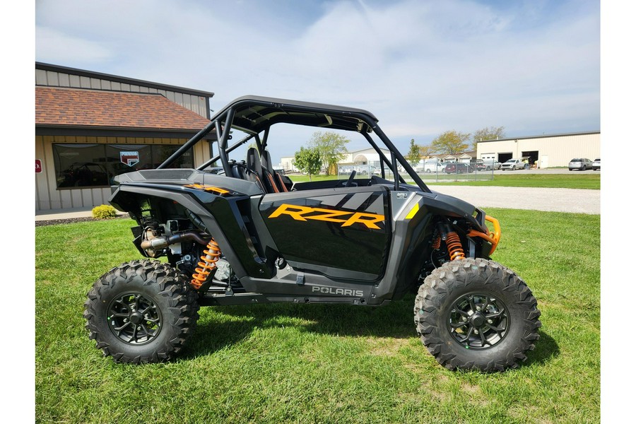 2024 Polaris Industries RZR XP 1000 Ultimate Matte Titanium Onyx Black