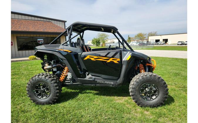 2024 Polaris Industries RZR XP 1000 Ultimate Matte Titanium Onyx Black