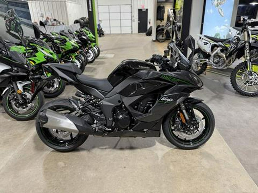 2025 Kawasaki Ninja 1100SX ABS