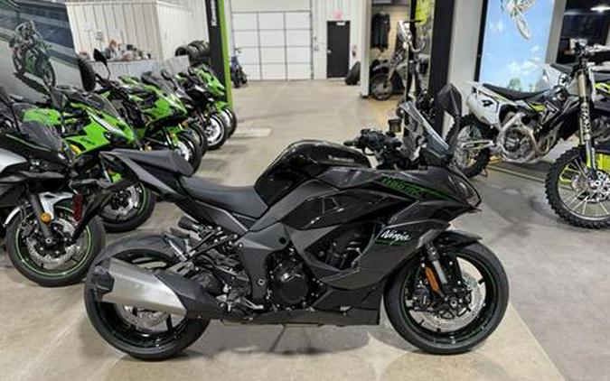 2025 Kawasaki Ninja 1100SX ABS