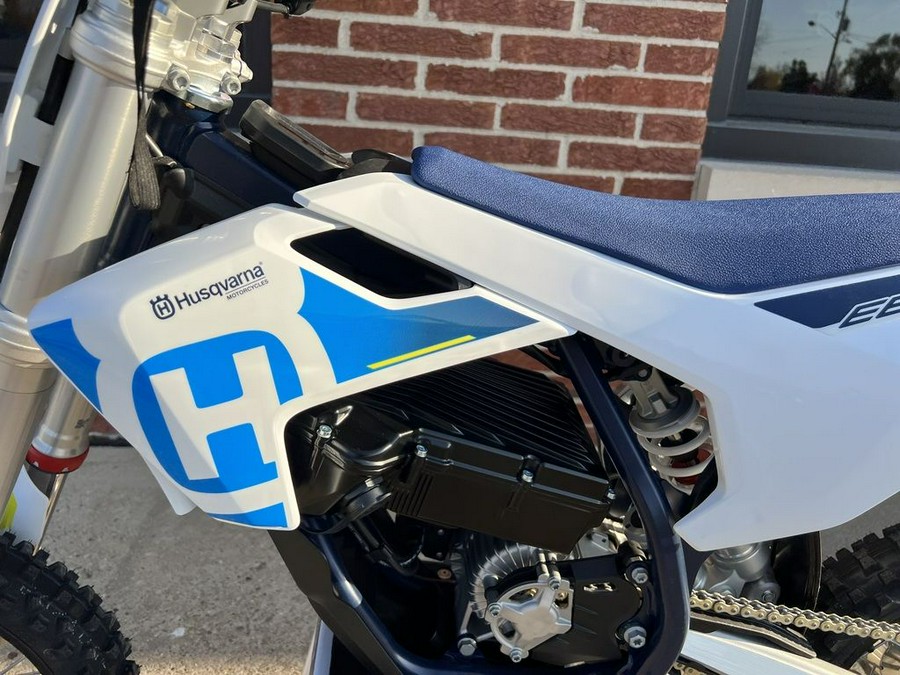 2024 Husqvarna® EE 5