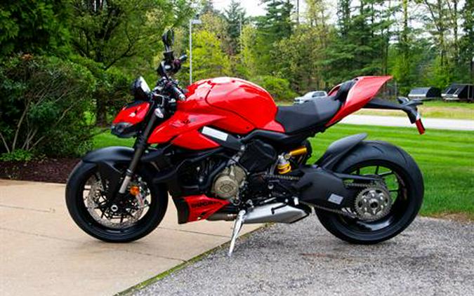 2024 Ducati Streetfighter V4