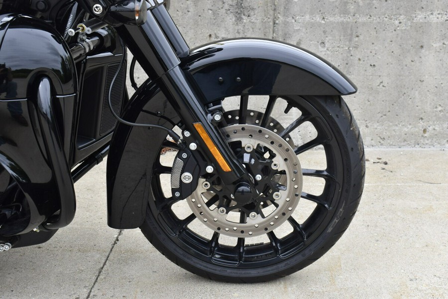 2025 Harley-Davidson Tri Glide Ultra FLHTCUTG