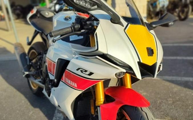 2022 Yamaha YZF R1 World GP 60th Anniversary Edition