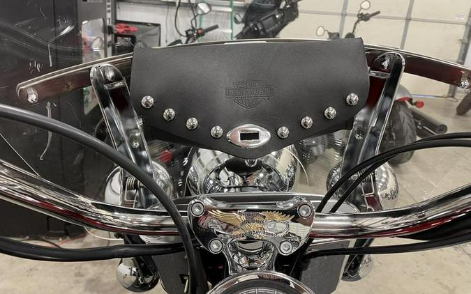 2009 Harley-Davidson® FLSTC - Heritage Softail®