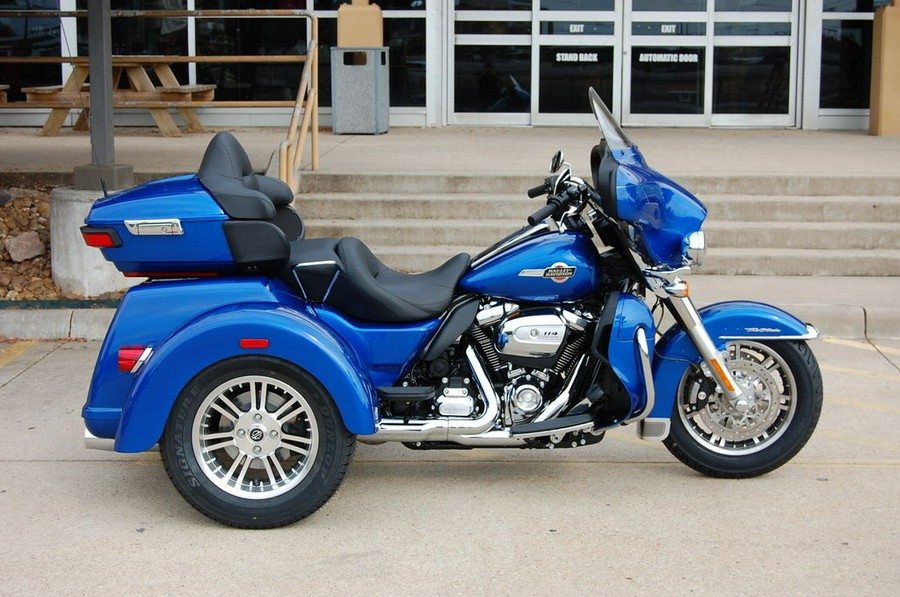 2024 Harley-Davidson® FLHTCUTG - Tri Glide® Ultra