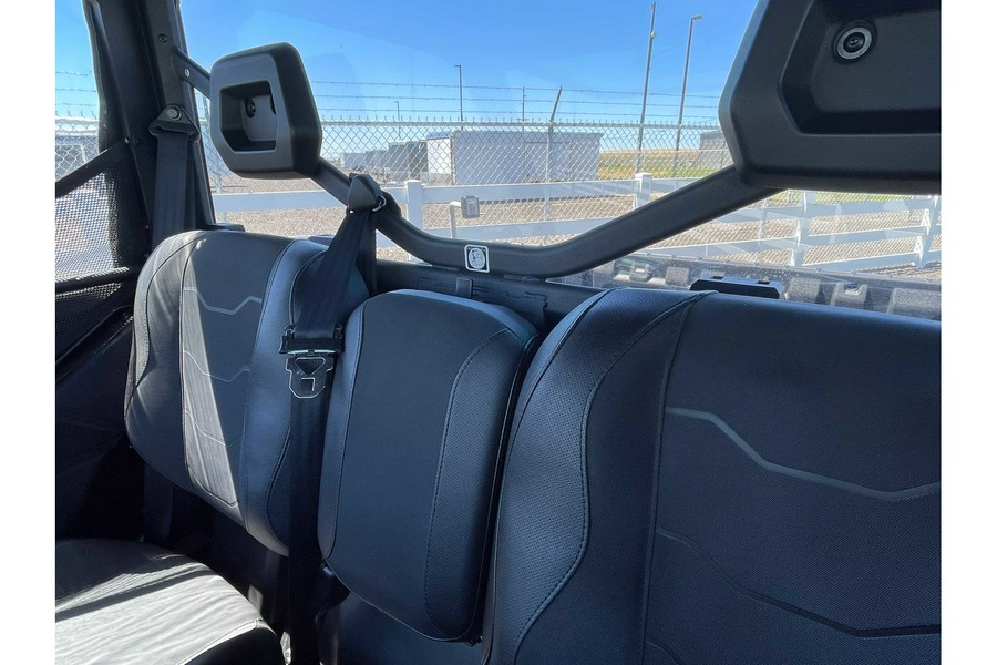 2023 Can-Am Defender XT HD9