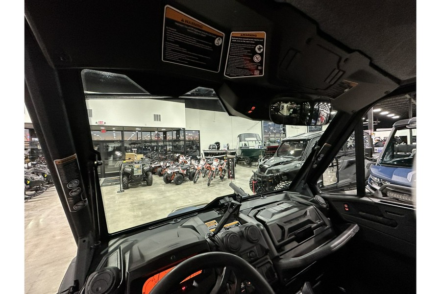 2025 Can-Am DEFENDER LTD