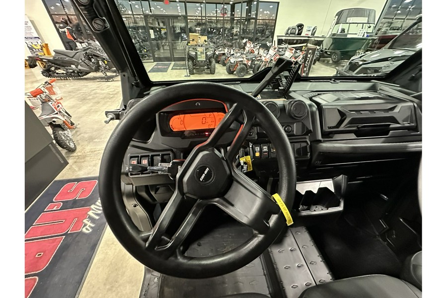 2025 Can-Am DEFENDER LTD