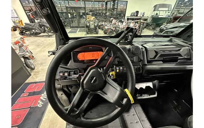 2025 Can-Am DEFENDER LTD