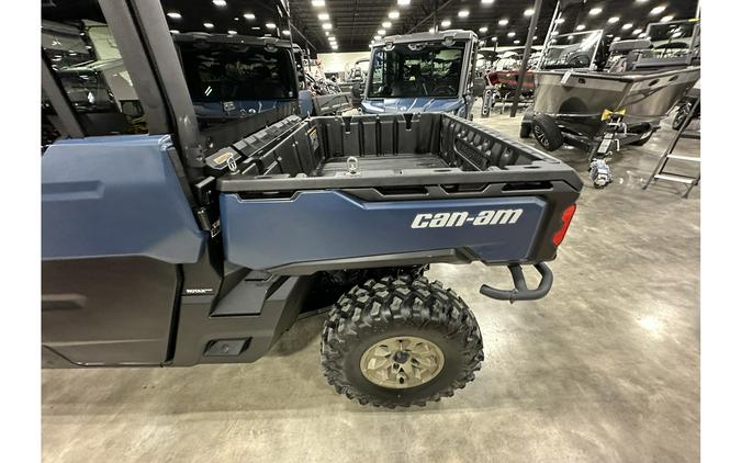 2025 Can-Am DEFENDER LTD