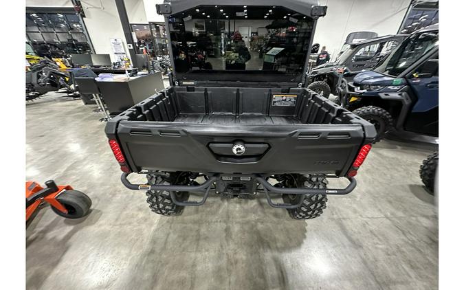 2025 Can-Am DEFENDER LTD