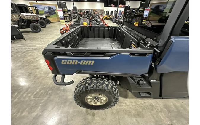 2025 Can-Am DEFENDER LTD