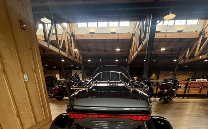 FLHTCUTG 2022 Tri Glide® Ultra