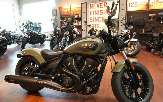 2026 Indian Motorcycle® Scout® Bobber Limited +Tech Moss Green Smoke