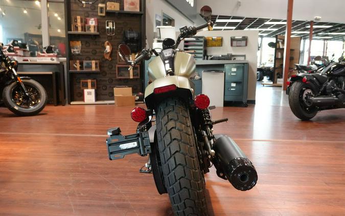 2026 Indian Motorcycle® Scout® Bobber Limited +Tech Moss Green Smoke