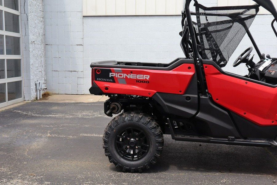 2025 Honda PIONEER 1000 DELUXE