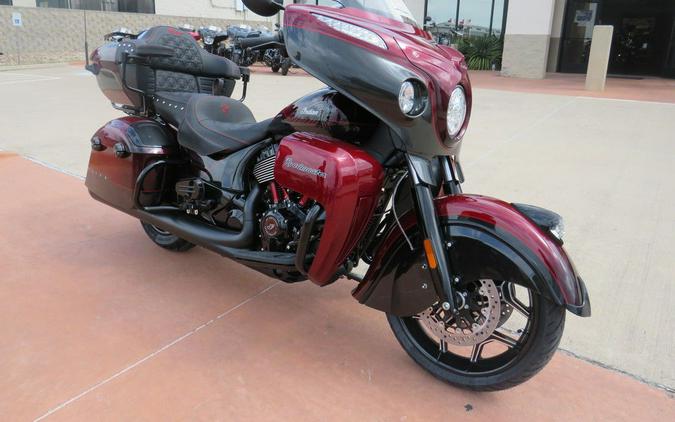 2026 Indian Motorcycle® Roadmaster 125th Anniversary Edition 125th Anniversary Red with Black Cryst