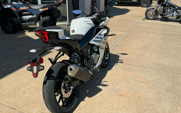 2026 CFMOTO 300SS