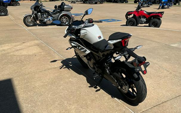 2026 CFMOTO 300SS