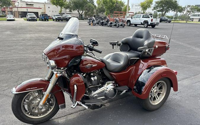 2024 Harley-Davidson Trike FLHTCUTG - Tri Glide Ultra