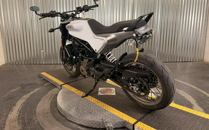 2023 Husqvarna Vitpilen 401 White / Gray