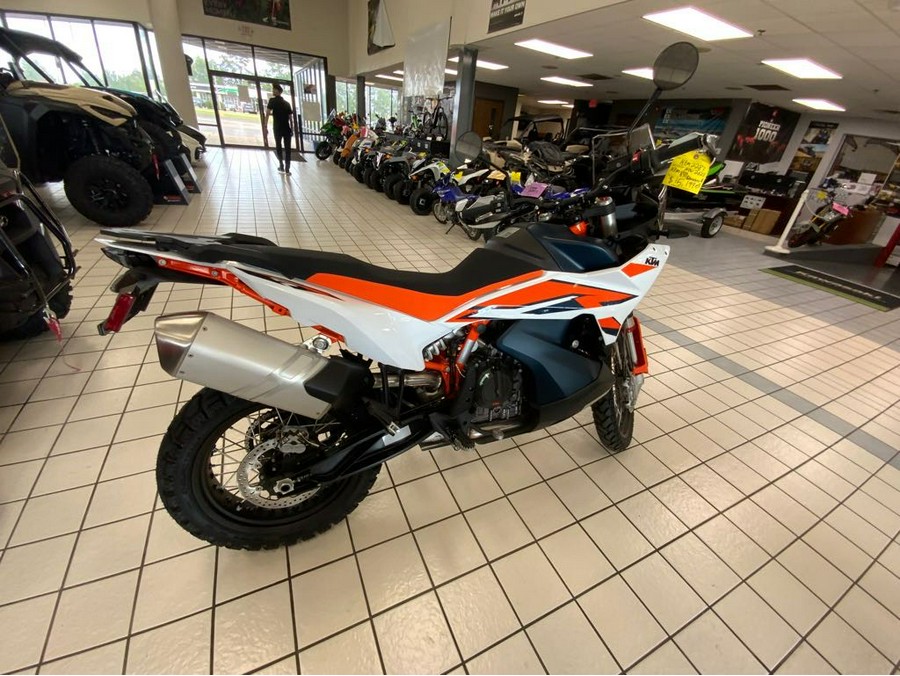 2023 KTM 890 ADVENTURE R