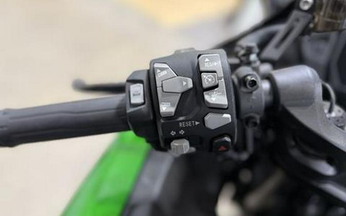 2025 Kawasaki Ninja H2 SX SE ABS