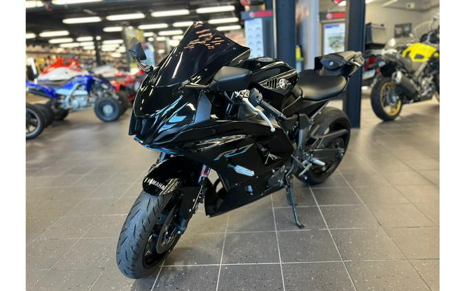 2023 YZF R7 - Yamaha