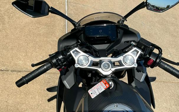 2026 CFMOTO SS 300