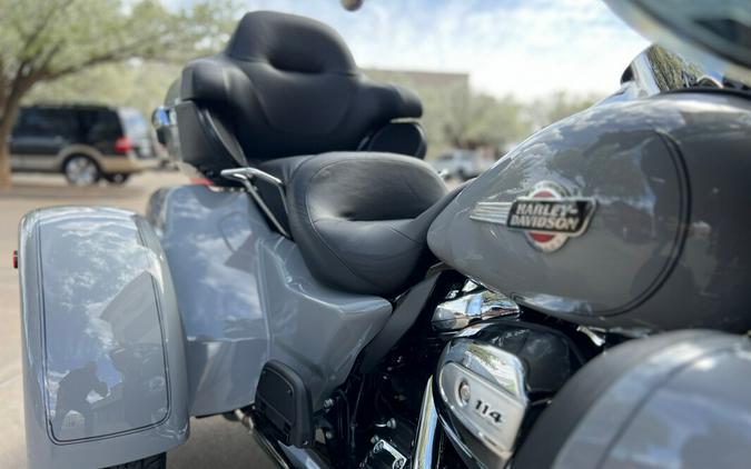 2024 Harley-Davidson® Tri Glide® Ultra Billiard Gray