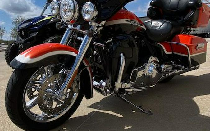 2012 Harley-Davidson CVO™ Ultra Classic® Electra Glide®