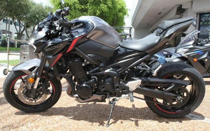 2023 Kawasaki Z900 ABS Metallic Black/Graphite Gray/Flat Black
