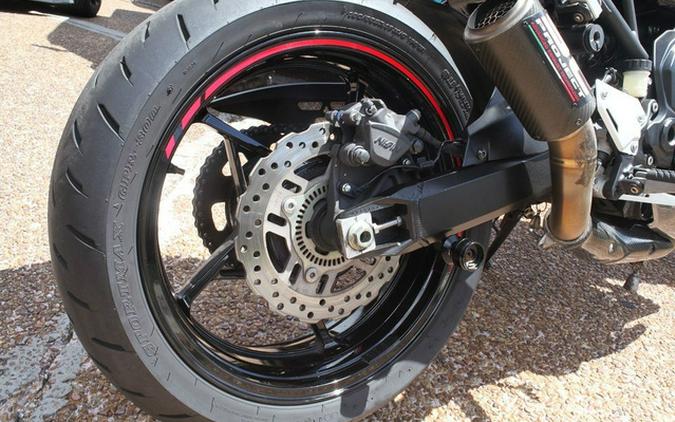 2023 Kawasaki Z900 ABS Metallic Black/Graphite Gray/Flat Black
