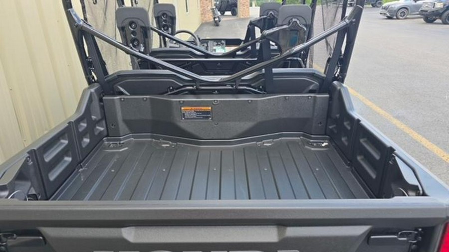 2025 Honda® Pioneer 1000-6 Deluxe Crew