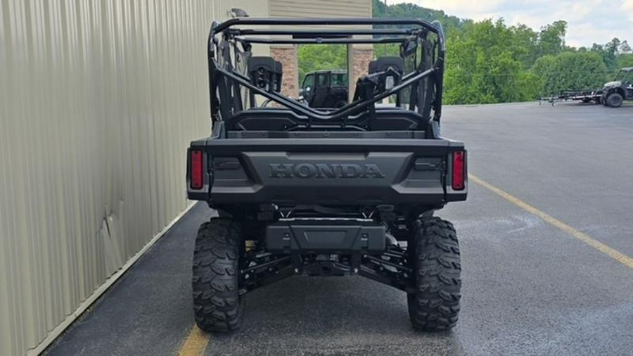2025 Honda® Pioneer 1000-6 Deluxe Crew