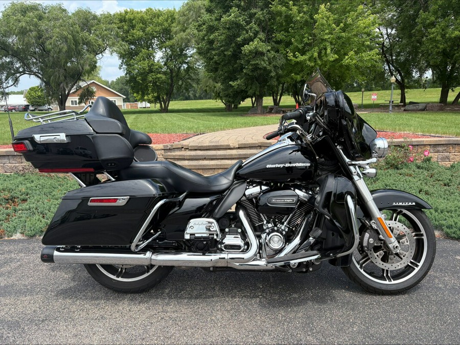 2020 Harley-Davidson Ultra Limited Vivid Black