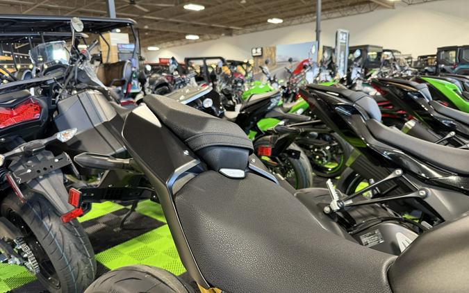 2026 Kawasaki Z900 ABS
