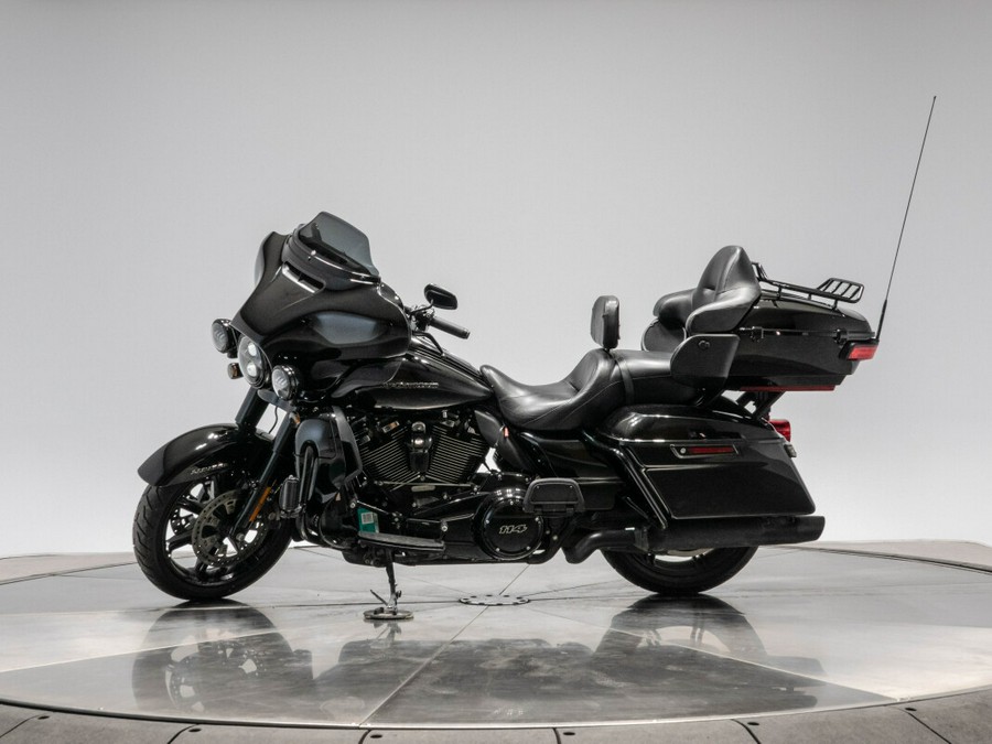 2021 HARLEY-DAVIDSON FLHTK LIMITED in Vivid Black
