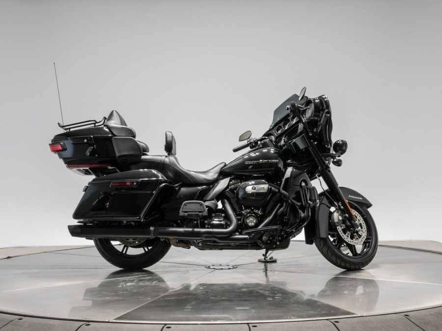 2021 HARLEY-DAVIDSON FLHTK LIMITED in Vivid Black