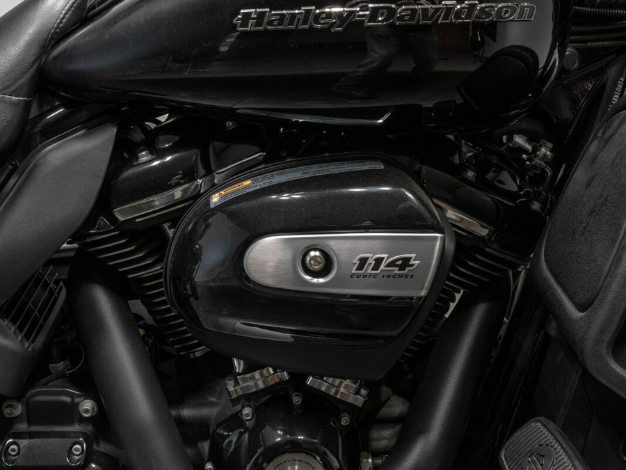2021 HARLEY-DAVIDSON FLHTK LIMITED in Vivid Black