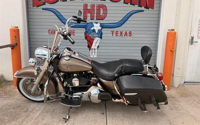 2004 Harley-Davidson FLHRCI Road King® Classic