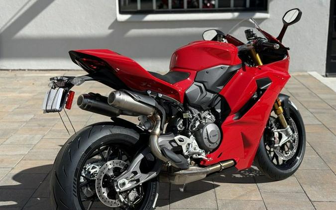 2027 Ducati Panigale V2 S Ducati Red