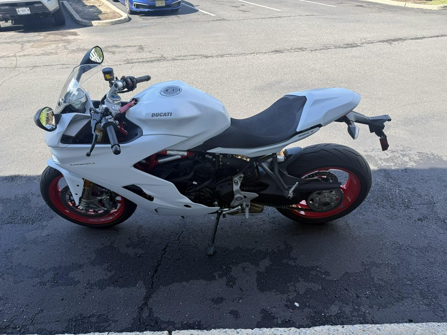 2017 Ducati Supersport S